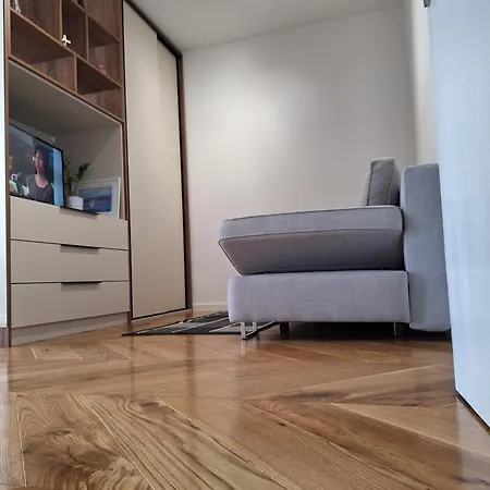 Apartament Danica *
