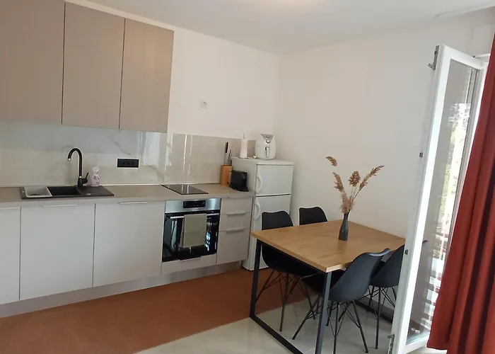 Danica Apartman
