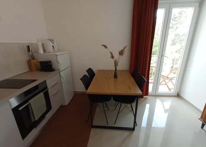 Danica Apartman