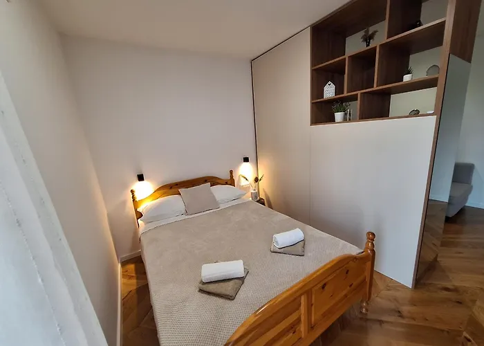 Danica Apartman *